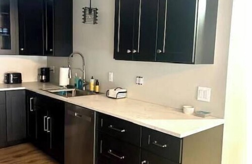 Northview Apartamento | Charming 1-bedroom apartment with WiFi, AC in wonderful Grand Rapids