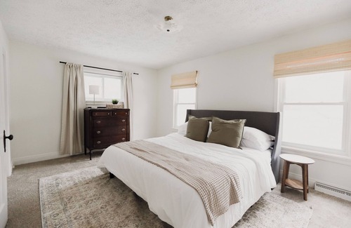 Drayton Plains Otro | Charming 1896 farmhouse in Clarkston