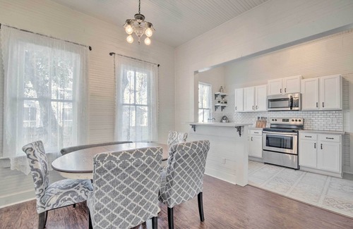 Historic District Cabaña | Charming 100-year-old Home < 1 Mi to Downtown