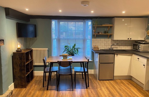 Fen Stanton Apartamento | Charming 17th century apartment with modern facilities in a pretty village.