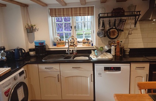 Medmenham Cabaña | Charming 17th Century 2-Bed Cottage in Medmenham