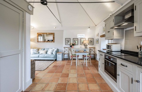 Langham Casa | Charming 17th Century Barn conversion