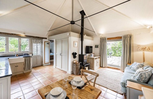 Langham Casa | Charming 17th Century Barn conversion