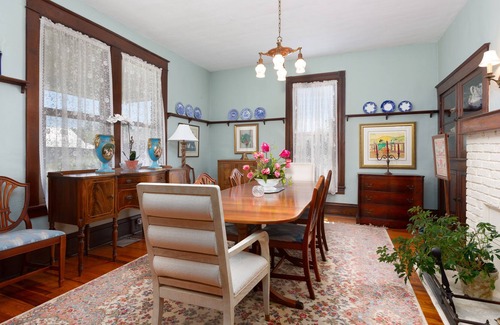 Bristol Otro | Encanto 1880 Granja de zona de Soho Lago Nascar Abingdon Golf
