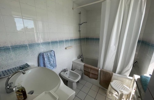 Loctudy Otro | Charming 18th century Breton farmhouse in a quiet location
