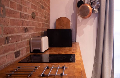 Newark Casa | Charming 18th Century Georgian Barn Conversion.
