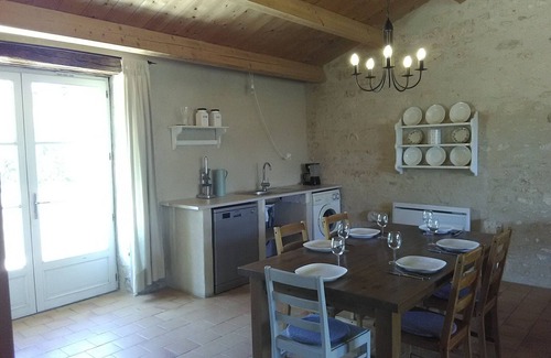 Chaix Cabaña | Casa rural renovada, con piscina y jardín, cerca de rutas de senderismo y ciclismo en Auchay-sur-Vendée