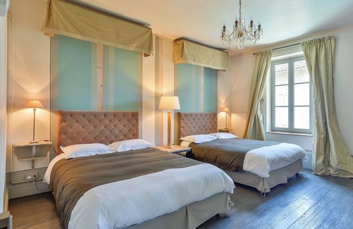 Regnie-Durette Otro | Charming 19th century Chateau in the heart of Beaujolais