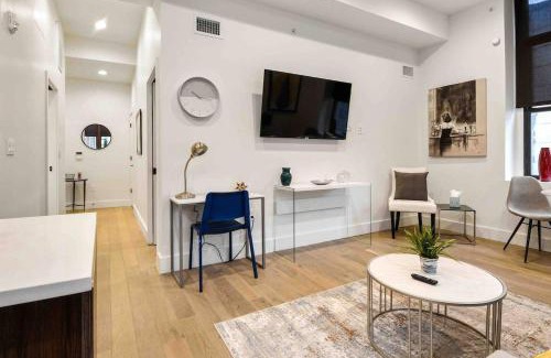 Downtown Newark Apartamento | Charming 1BR King Bed - Just 20 Minutes from NYC!