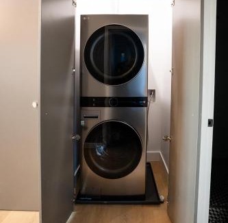 Burbank Casa | Charming 1BR Near Airport & Studios , EV