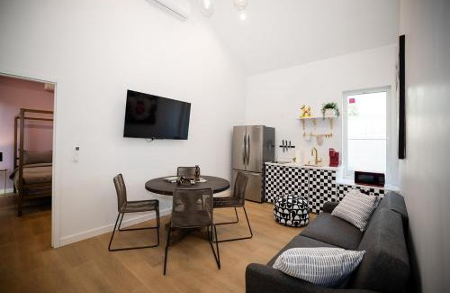 Burbank Casa | Charming 1BR Near Airport & Studios , EV