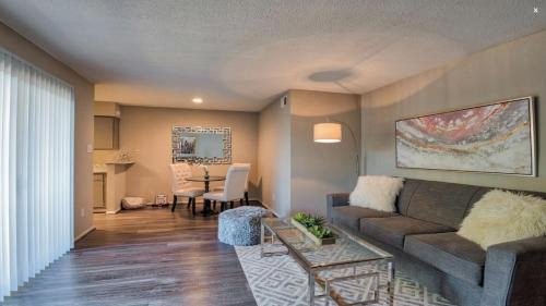 Barker Apartamento | Charming 1BR Oasis - Private, Gated, Pet Friendly
