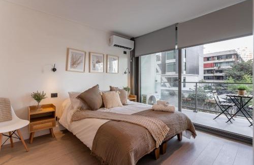 Apoquindo Apartamento | Charming 1BR Retreat Close To Parque Arauco Mall
