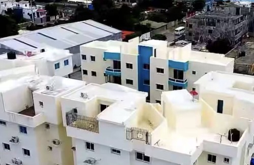 Los Frailes Apartamento | Charming 2-bedroom apartment in brilliant Santo Domingo Este with AC, WiFi