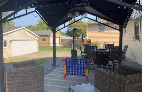 Mentor-on-the-Lake Casa | Charming 2-bedroom house in serene Mentor-on-the-Lake