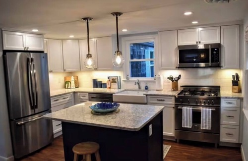 Falmouth Casa | Charming 2-bd Home Steps to Falmouth Heights Beach w/ Fab Fenced Patio & Yard