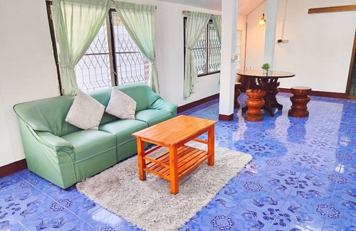 San Pu Loei Casa | Charming 2-bedroom house in peaceful Chiang Mai with WiFi, AC