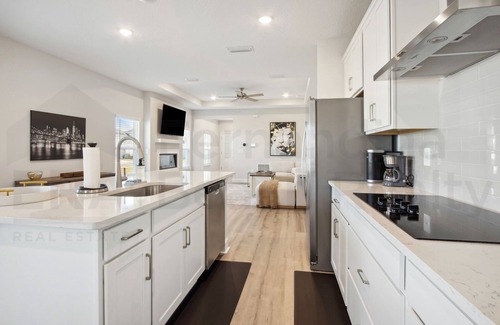Fernandina Beach Casa | Charming 2-Bedroom House, perfect for a relaxing getaway.