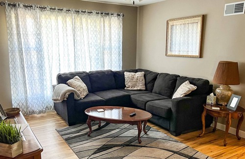 Hutchinson Casa | Charming 2-bed/1 bath home -Walk to the State Fair