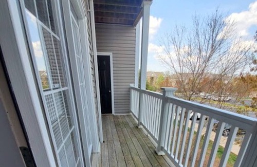 Lexington Apartamento | Charming 2-Bed, 2-Bath Apartment