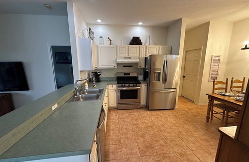 Braden River Casa | Charming 2 bed/2 Bath home in Amazing Lakewood Ranch, turnkey, great location!