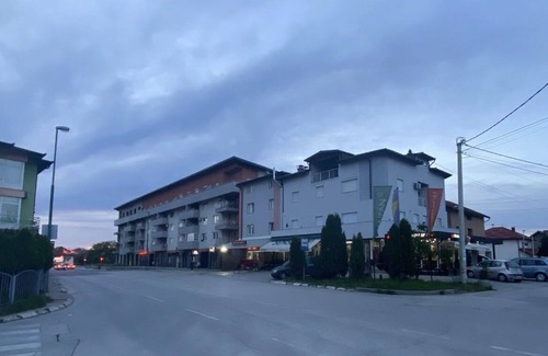 Novi Grad Sarajevo Apartamento | Charming 2-Bed Apartment in Sarajevo