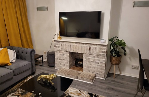 Grays Apartamento | Charming 2-Bed Apartment in Grays