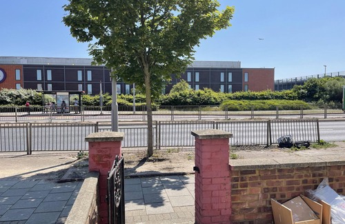 Heathrow Villages Apartamento | Charming 2-bed Apartment in Heathrow First Floor