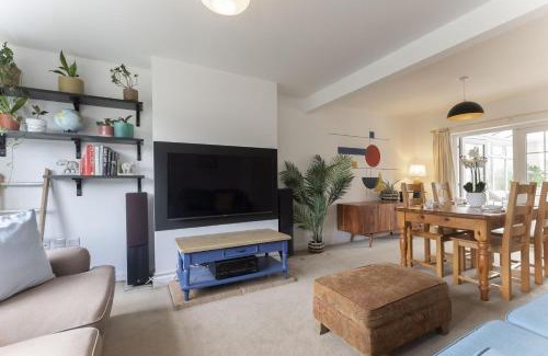 Stonehouse Casa | Charming 2-Bed Home in Stonehouse