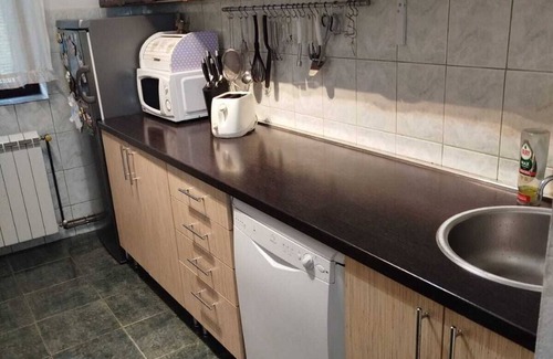 Novi Sad Casa | Charming 2-bedroom house with WiFi, AC in soothing Sremska Kamenica
