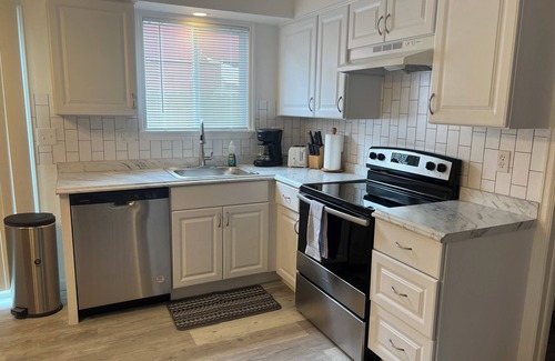 Northeast Colorado Springs Condominio | Charming 2-bedroom condo in brilliant Colorado Springs with WiFi, AC