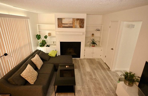 Northeast Colorado Springs Condominio | Charming 2-bedroom condo in brilliant Colorado Springs with WiFi, AC