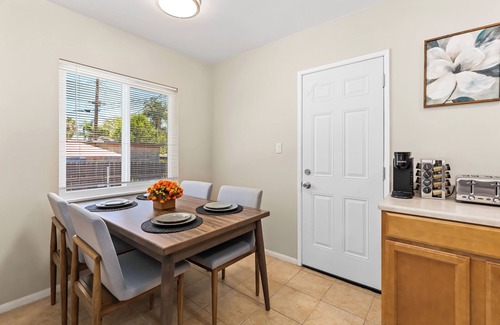 Rancho Cucamonga Casa | Charming 2-bedroom house with WiFi, AC with Modern Comforts