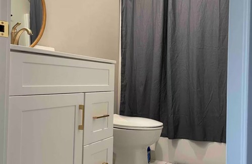 South Burlington Cabaña | Charming 2-bedroom cottage