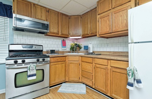 Sulphur Springs Cama Y Desayuno | Charming 2-bedroom B&B with WiFi, AC in serene Sulphur Springs