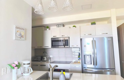 Nueva Gorgona Apartamento | Charming 2-bedroom apartment in marvelous Nueva Gorgona with high speed internet