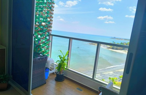 Nueva Gorgona Apartamento | Charming 2-bedroom apartment in marvelous Nueva Gorgona with high speed internet