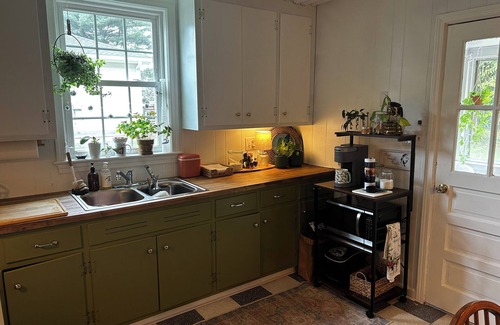 Bowling Green Casa | Charming 2-bedroom house in Bowling Green with AC