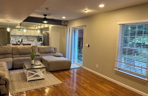North Haledon Apartamento | Charming 2-bedroom apartment with WiFi, AC in wonderful North Haledon