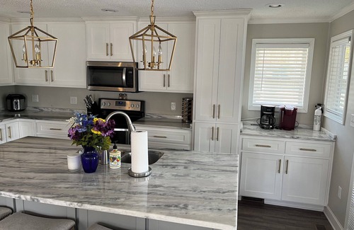 Inman Casa | Charming 2-bedroom, 1.5-bath lake house on peaceful Lake Bowen in Inman, SC.