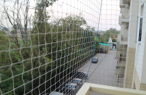 Taj Ganj Apartamento | Charming 2-bedroom, 2-bathroom spacious apartment nestled near "Taj Mahal"