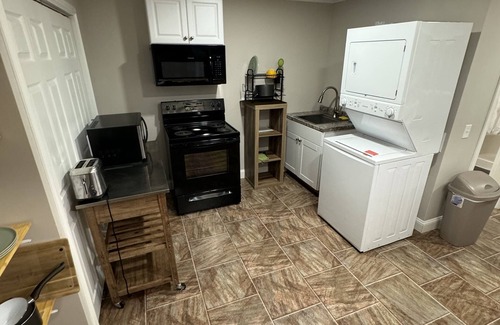 Bar Harbor Apartamento | Charming 2-bedroom apartment minutes from Acadia National Park entrance