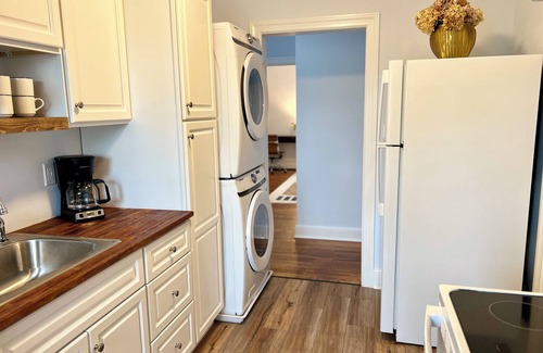 Bethlehem Apartamento | Charming 2-bedroom apartment with AC and WiFi in enchanting Historic Bethlehem