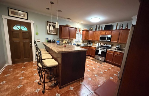 Ellenwood Apartamento | Charming 2-bedroom apartment with AC, WiFi in quiet suburbs of Ellenwood.
