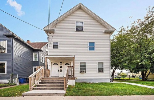 New Haven Apartamento | Charming 2-bedroom apartment in lovely New Haven with WiFi