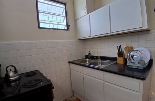 Rio Piedras Apartamento | Charming 2-bedroom apartment in delightful San Juan with AC, WiFi.