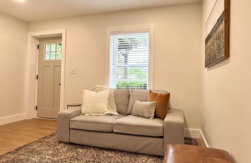 Roswell Apartamento | Charming 2-bedroom apartment in downtown Roswell