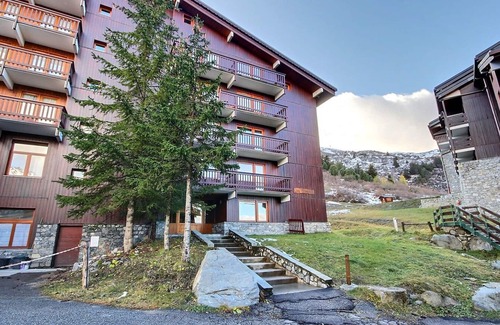 Meribel-Mottaret Apartamento | Acogedor apartamento para 4 personas en Méribel Mottaret, a pie de pistas