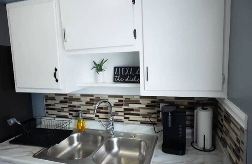 Dayton Apartamento | Charming 2-bedroom apartment with WiFi, AC in gorgeous Dayton [Apt 3]