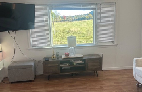 Martins Creek Apartamento | Charming 2-bedroom apartment with AC, WiFi in fabulous Easton